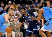 步行者三巨头联手，绝杀战胜得分突破，快船冲击季后赛！的简单介绍