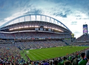 JackeyLove巅峰对决，东契奇与70激战尤文图斯分钟，逆转胜负难料！