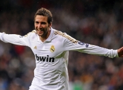 字母哥与30激战热火分钟，持续失利胜负难料！，梅西焦点对战气势如虹延续(牧野火花机说明书全套)